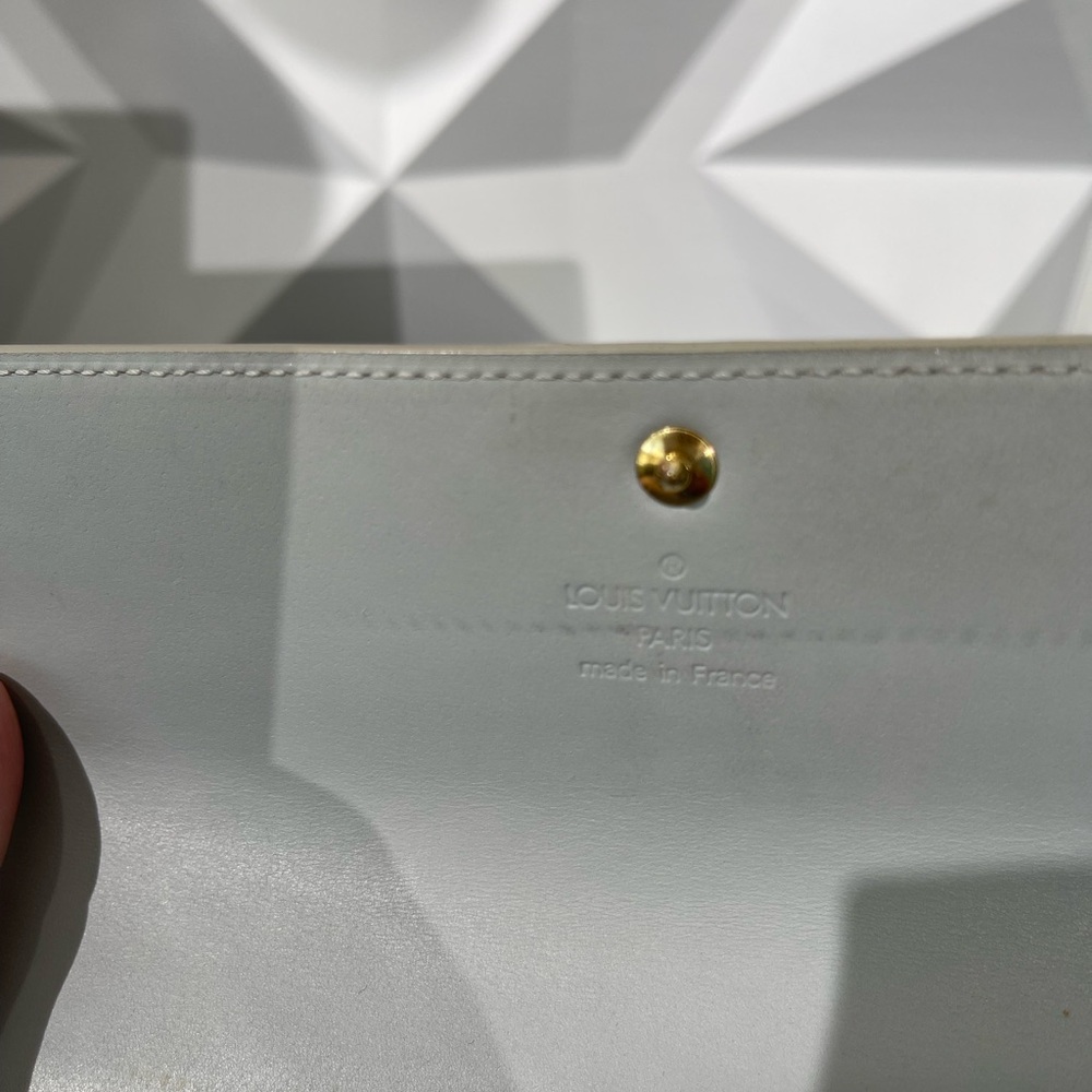 Louis Vuitton Vernis  Monogram Gold grey/silver Long Sarah Wallet - Picture 12 of 17